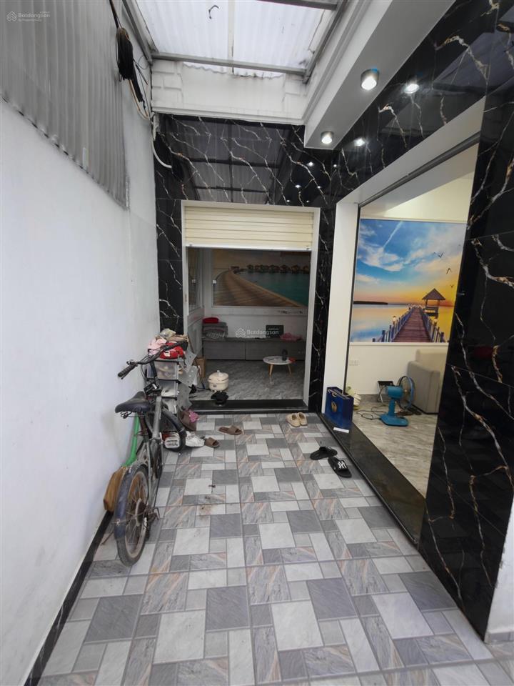 Siêu phẩm 2 tầng tiền ít thịt nhiều là đây. bán nhà lê lai  ngô quyền  hải phòng (sát tđc)
