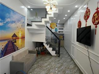 Siêu phẩm 2 tầng tiền ít thịt nhiều là đây. bán nhà lê lai  ngô quyền  hải phòng (sát tđc)