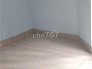 Cho thuê  phòng rộng, sạch sẽ, uư tiên  sv