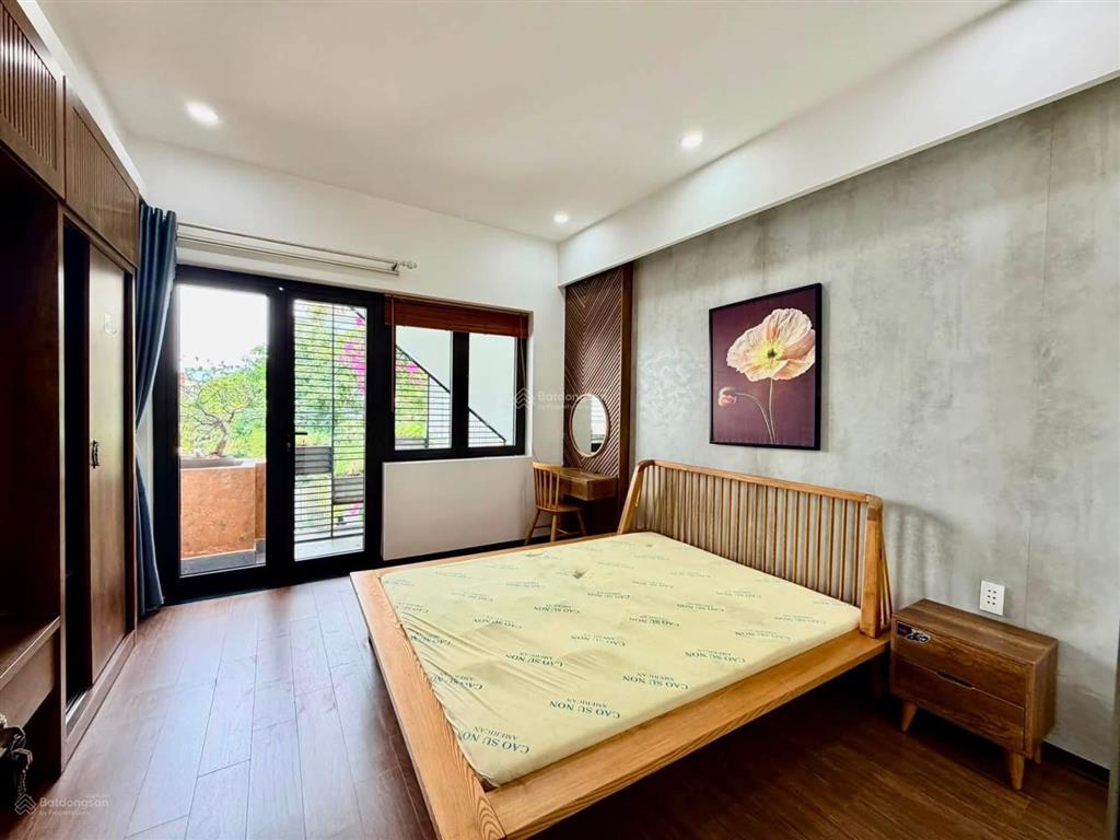 6 tỷ 950  bán nhà 3 tầng mặt tiền nguyễn huy tự, sát bãi tắm nguyễn tất thành, đà nẵng