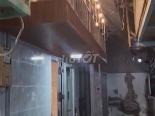 cần cho thuê nhà nhỏ hẻm 62 lâm văn bền q7