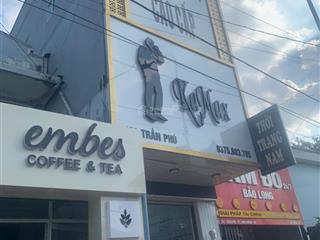 Cho thuê nhà nguyên căn 3 tầng mặt tiền đường trần phú