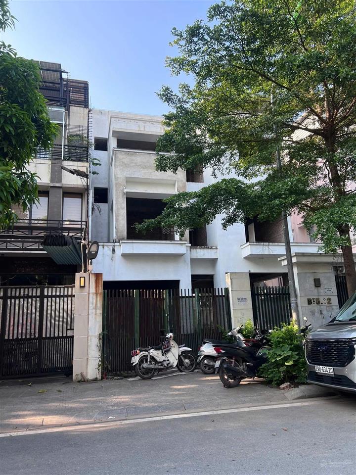Cho thuê biệt thự đẳng cấp khu ngoại giao đoàn mặt tiền 12m chỉ 45 triệu/tháng
