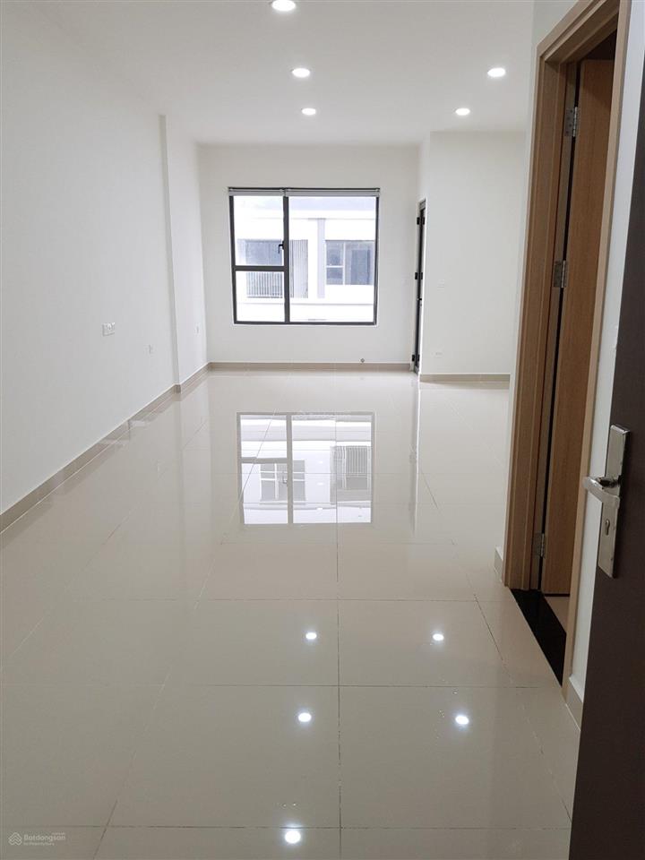 Đảm bảo nhà như hình, studio sunrise cityview thích hợp vừa làm vừa ở giá 10tr/tháng