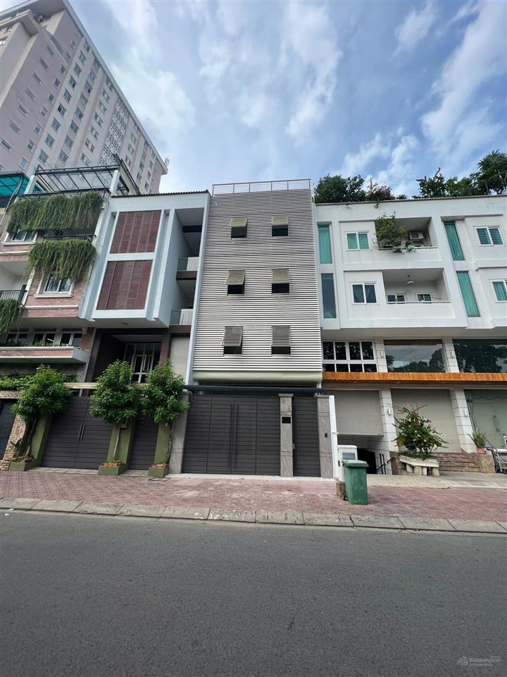 Cần cho thuê tòa nhà đường nguyễn ngọc phương p19 quận bình thạnh
