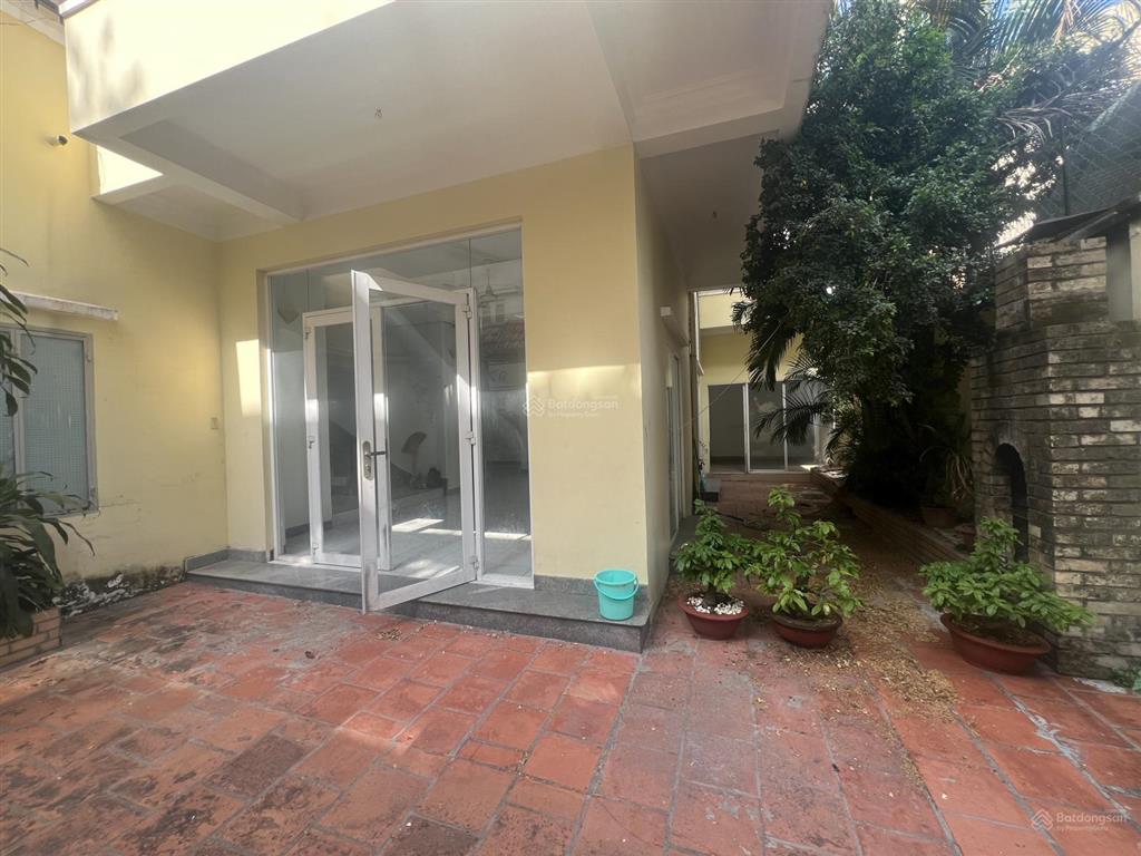 Cho thuê biệt thự 5pn + 6wc, 187m2, giá siêu hời tại phạm viết chánh, p 19, q.bình thạnh