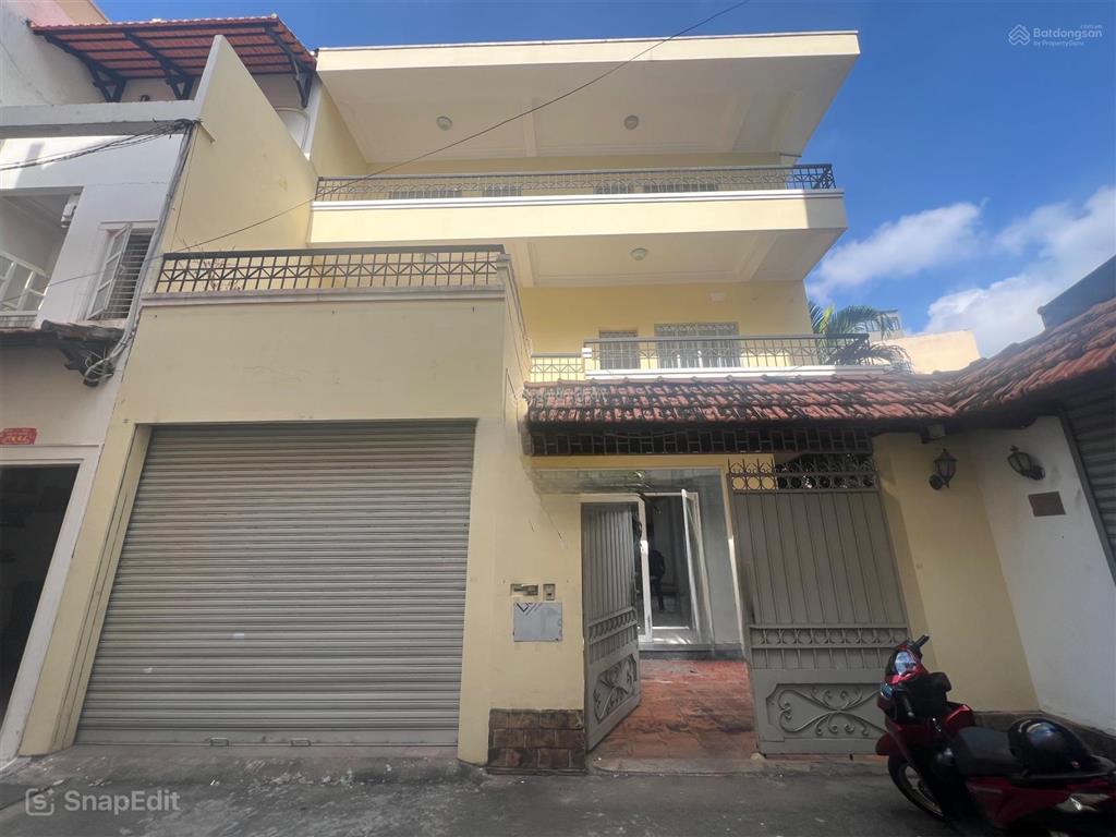 Cho thuê biệt thự 5pn + 6wc, 187m2, giá siêu hời tại phạm viết chánh, p 19, q.bình thạnh