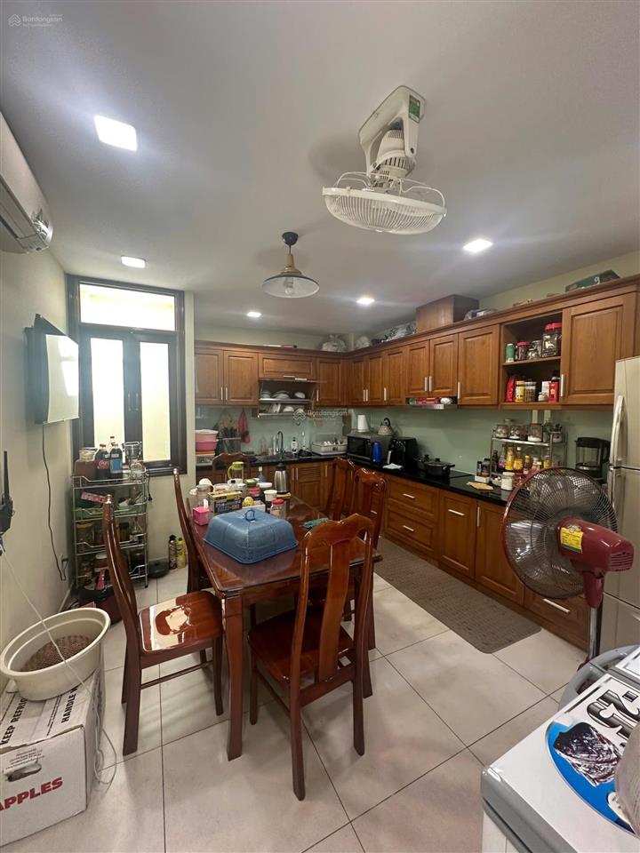 Cho thuê nhà mặt tiền khu ẩm thực phan xích long