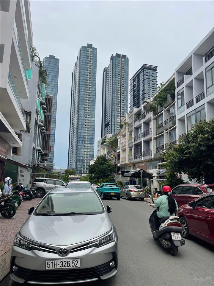 Cần bán nhà mặt tiền đường nguyễn ngọc phương p19