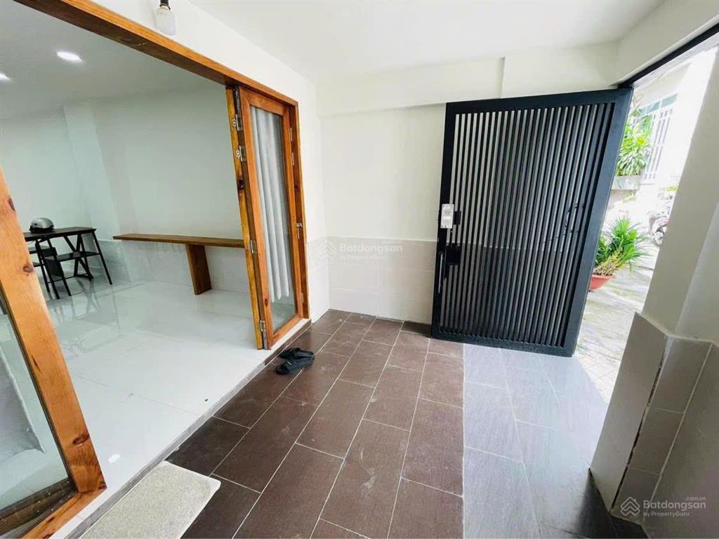 Cần bán nhà đường ngô tất tố, phường 22, quận bình thạnh
