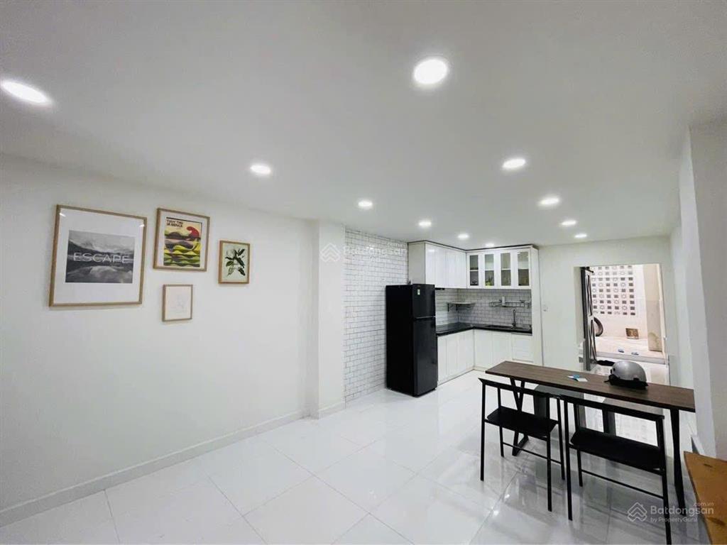 Cần bán nhà đường ngô tất tố, phường 22, quận bình thạnh