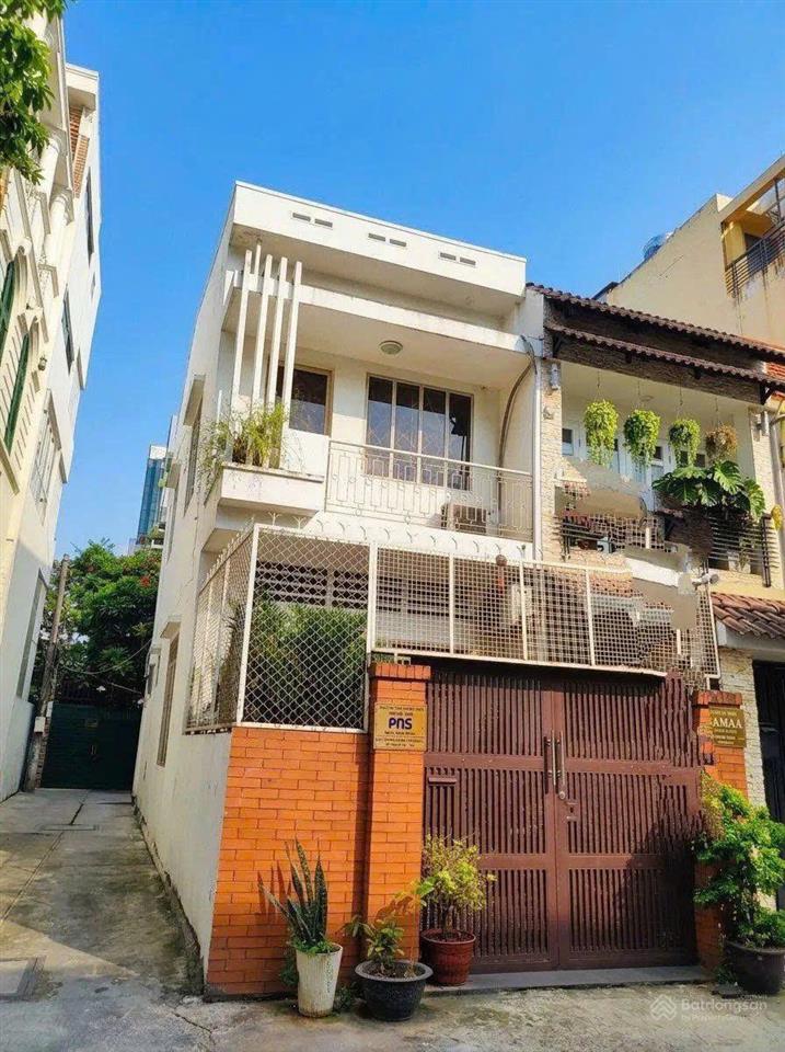 Cho thuê căn góc 2mt hxt 38/9bis trần khắc chân q.1.