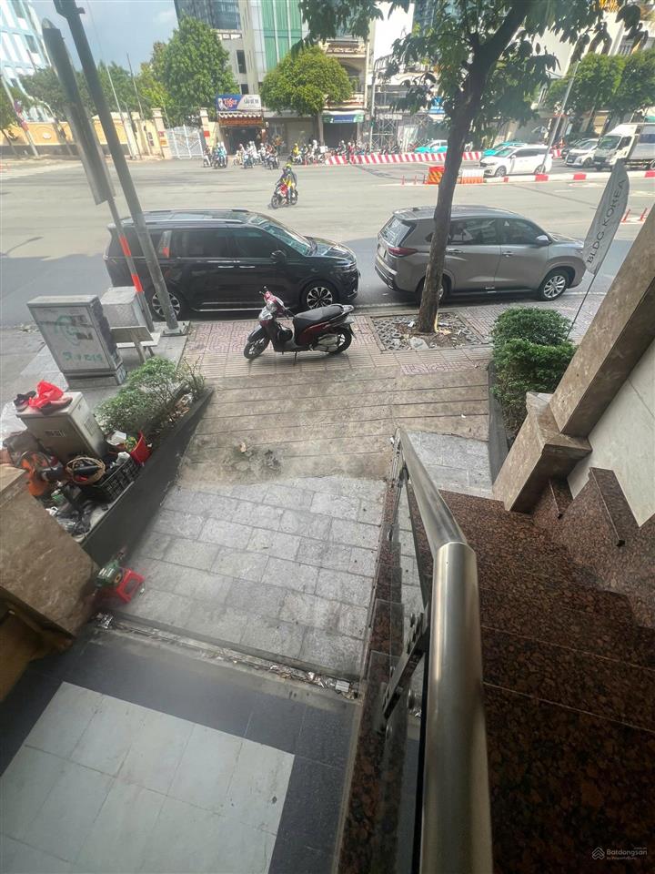 Cho thuê nhà 2 mặt tiền đường nguyễn hữu cảnh và phạm viết chánh
