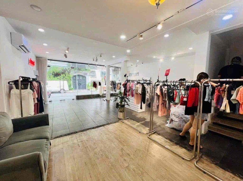 Cho thuê nguyên căn mặt tiền 8m khu đường hoa phan xích long
