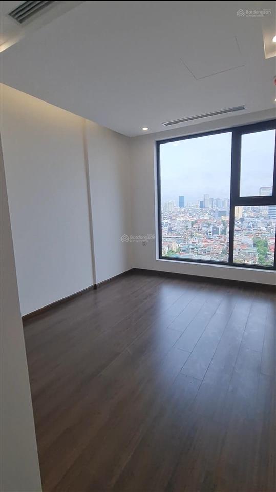 Hot! căn 3 ngủ góc dt 145m2 tầng đẹp view hồ đồ cơ bản cho thuê giá tốt 27tr/tháng