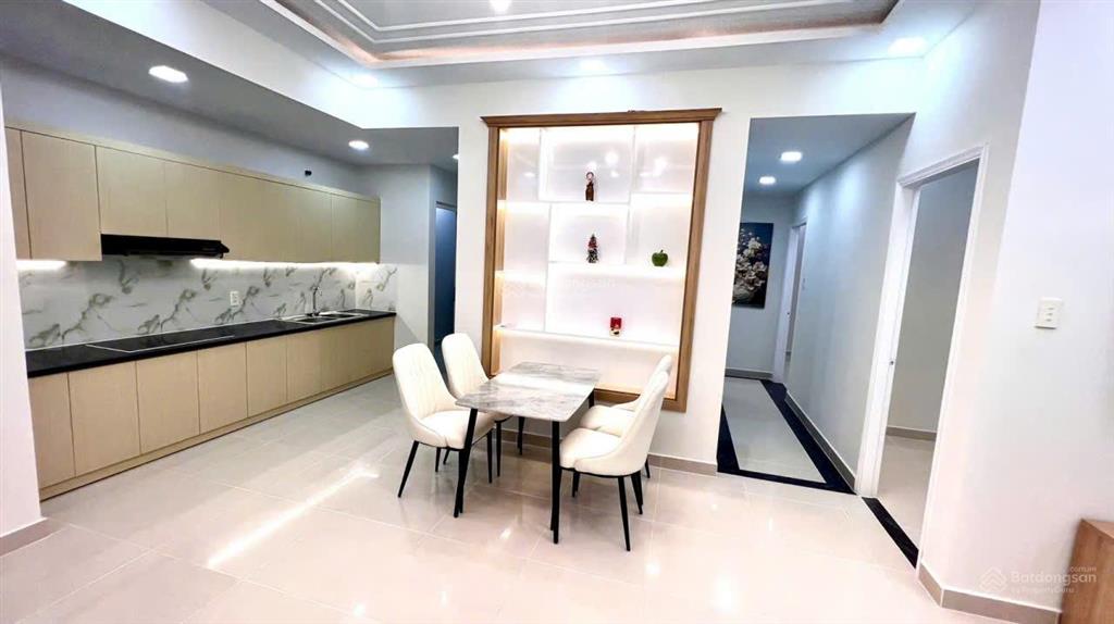 Chung cư sài gòn town 2 phòng ngủ, 62m2 cần bán gấp đường thoại ngọc hầu