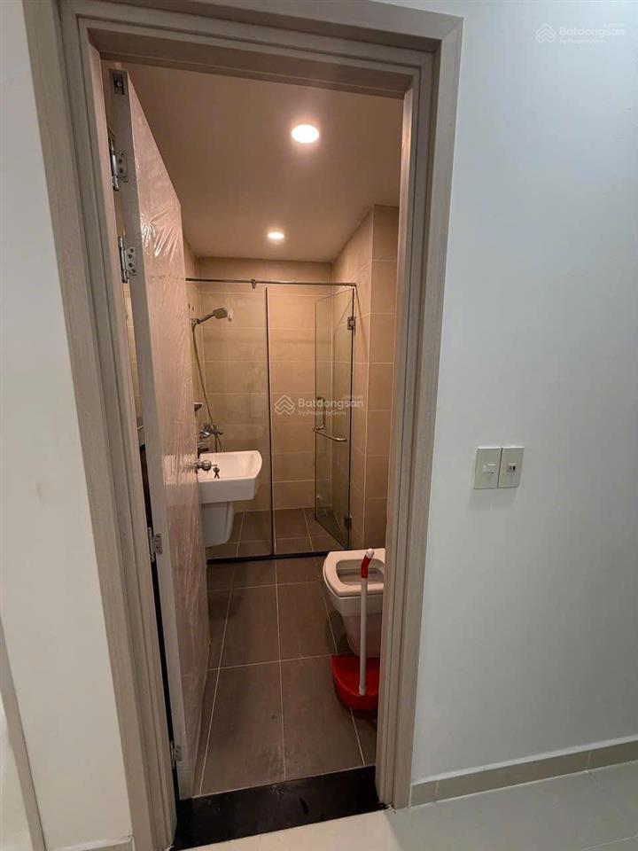 Chung cư khuông việt 1 phòng ngủ, lầu thấp 46m2 có sổ hồng sẵn cần bán
