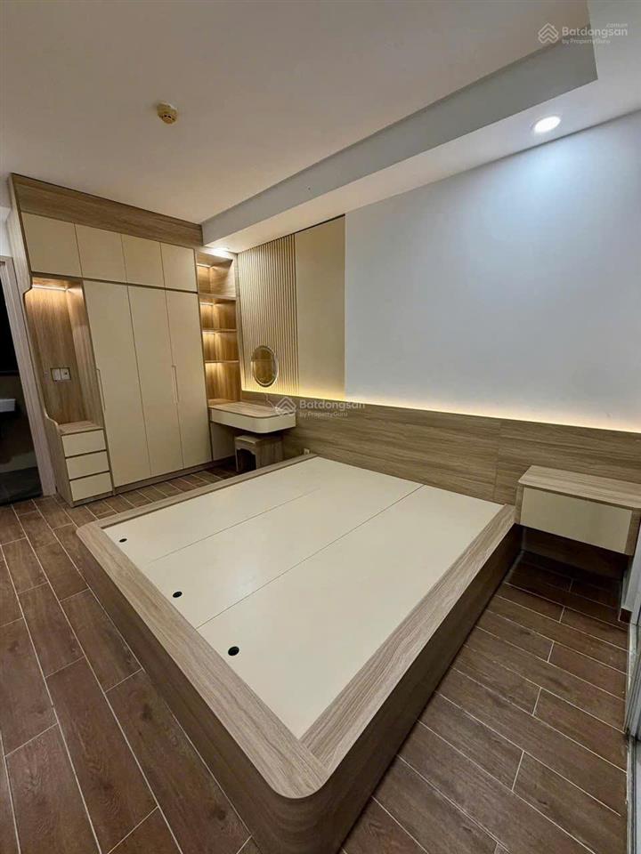 Chung cư khuông việt 1 phòng ngủ, lầu thấp 46m2 có sổ hồng sẵn cần bán