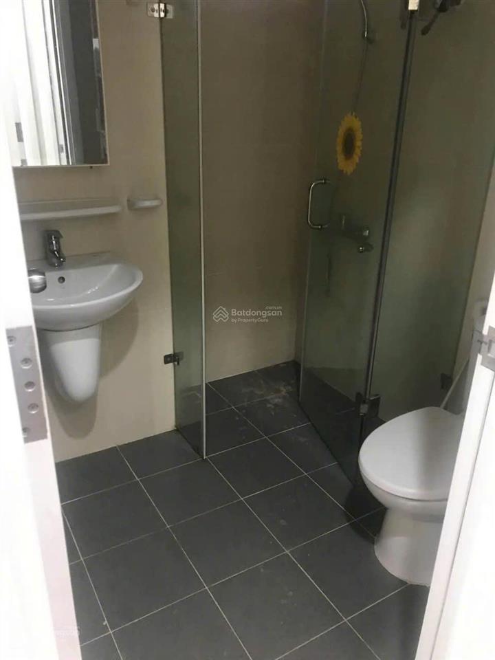 Chung cư âu cơ tower đường âu cơ, 2 phòng ngủ cần bán tặng nội thất có sổ sẵn