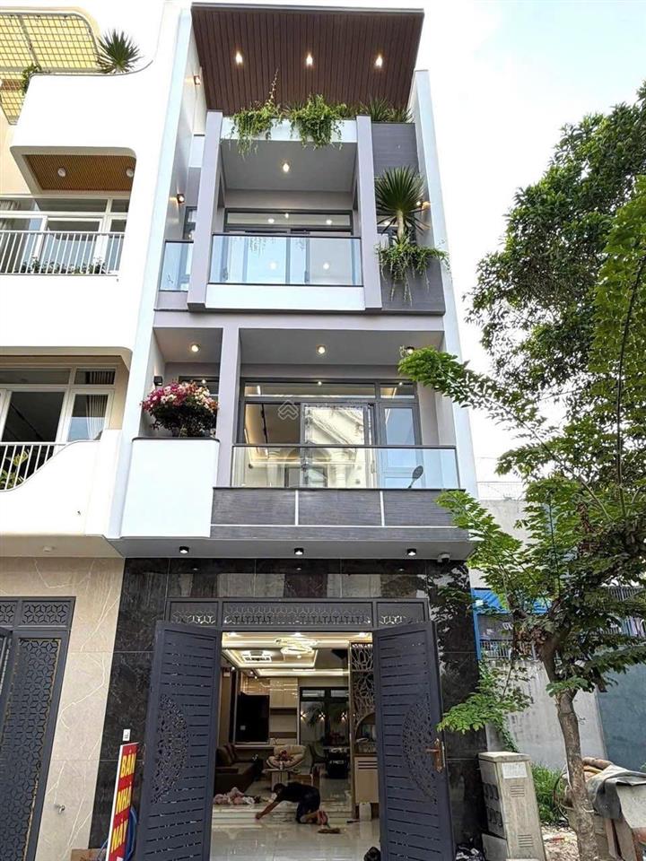 Nhà phố 1 trệt 2 lầu hoàn công. nội thất hiện đại