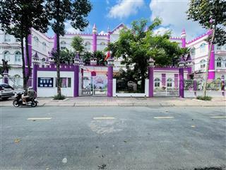 Lô đất mặt tiền bên hông trường mầm non á châu.
