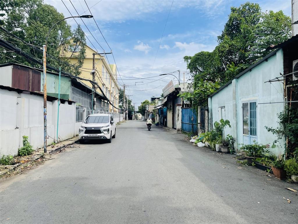 Đất mặt tiền một sẹc đường phạm văn thuận, gần vincom biên hoà