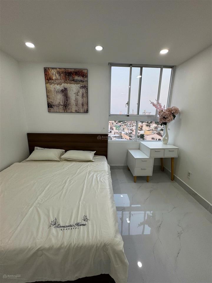 Chung cư ngọc đông dương, 83m2, 3 phòng ngủ bán gấp hỗ trợ khách vay ngân hàng