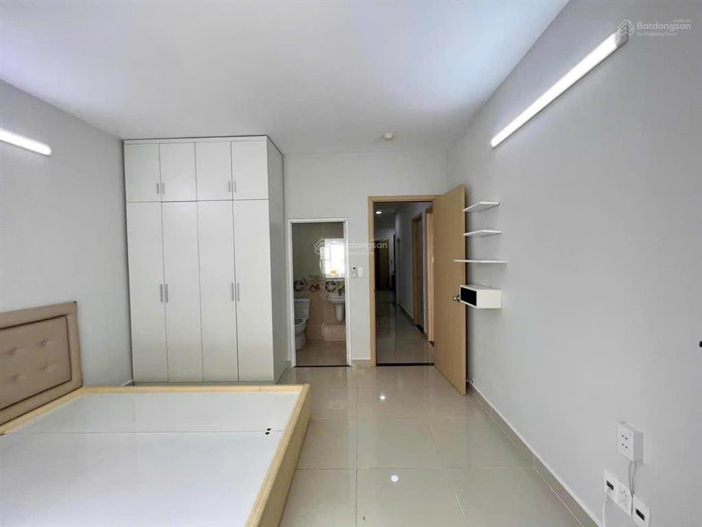 Chung cư khuông việt giáp đầm sen 3 phòng ngủ, 78m2 cần bán.  0898 438 ***