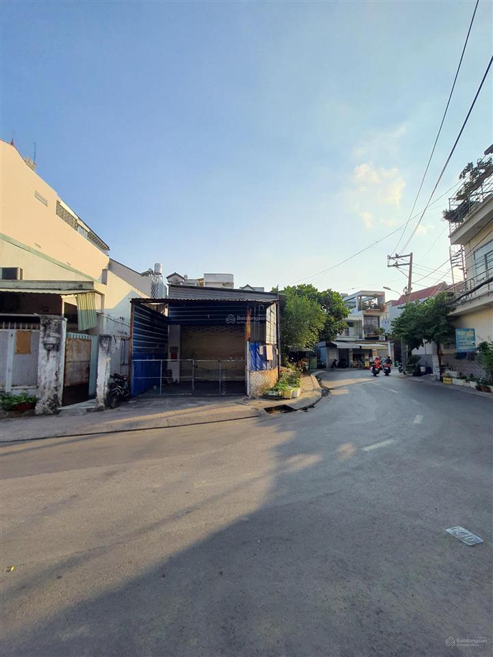 Bán nhà góc 2 mt đường 109 dương đình hội, pl b thông đỗ xuân hợp