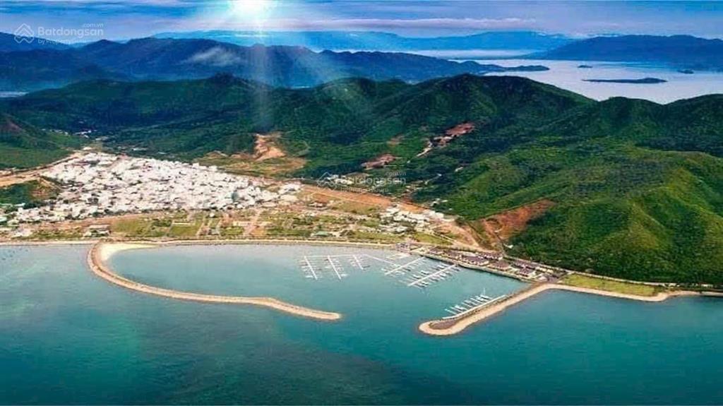 Bán lô đất khu tái định cư mặt tiền phạm văn đồng nha trang