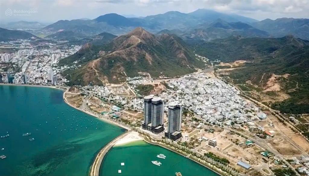 Bán nhà cấp 4 đường nhựa 20m lý thái tổ nha trang