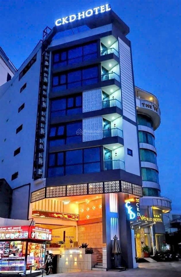 Bán khách sạn đường lê lợi trung tâm phố biển nha trang