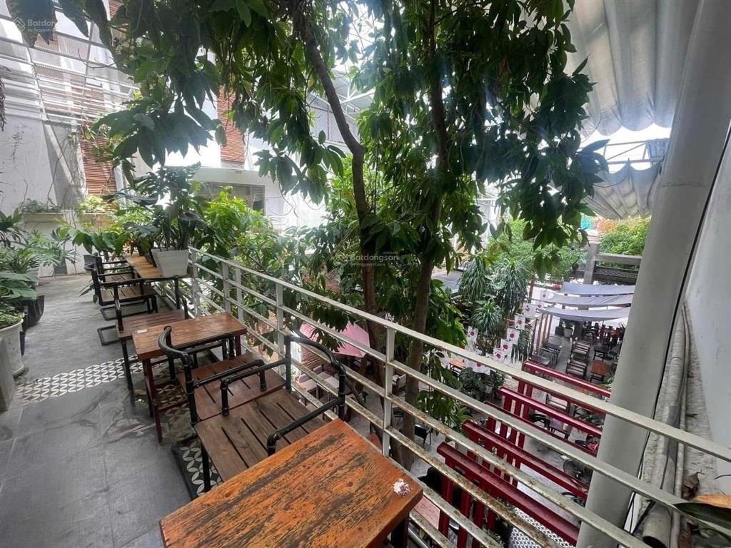 Cho thuê nhà nguyên căn đang kinh doanh đường yersin trung tâm nha trang
