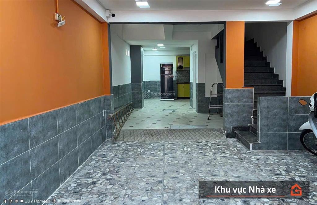 Nhà hẻm 3m đất thánh p6 tân bình, 4.1x13m, 5 tầng, giá 7.49 tỷ tl
