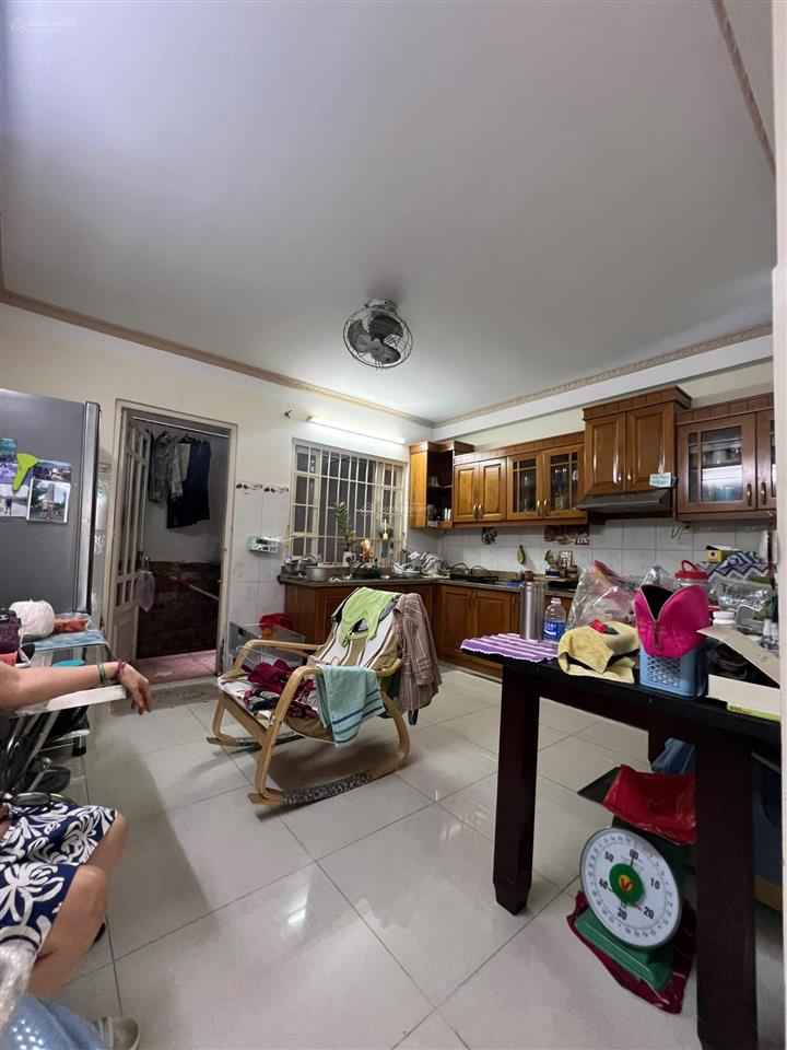 Nhà hẻm đất thánh f6 tân bình, 4.4x17m, 74m2, 4 tầng, 5pn, 7.99 tỷ tl