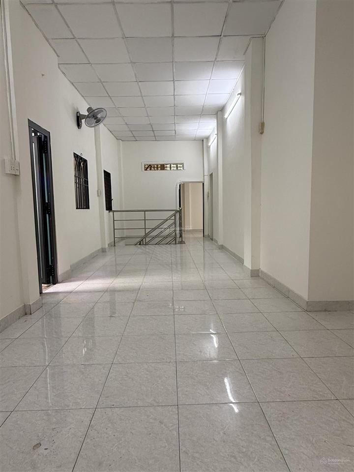 Nhà hẻm 2m hồng lạc p10 tân bình, 3x12, 2 tầng giá 3.2 tỷ tl