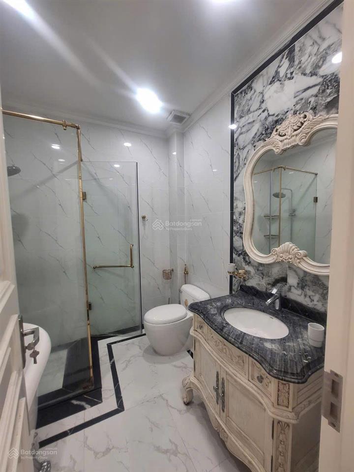 Mt võ công tồn, phường tân quý, 4.5x14m, 5 tầng, giá 15.9 tỷ tl