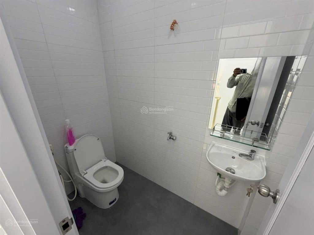 Nhà đường hồng lạc, 3.5x5.6m, xây mới full nội thất 2pn 2wc, giá 3.55 tỷ tl