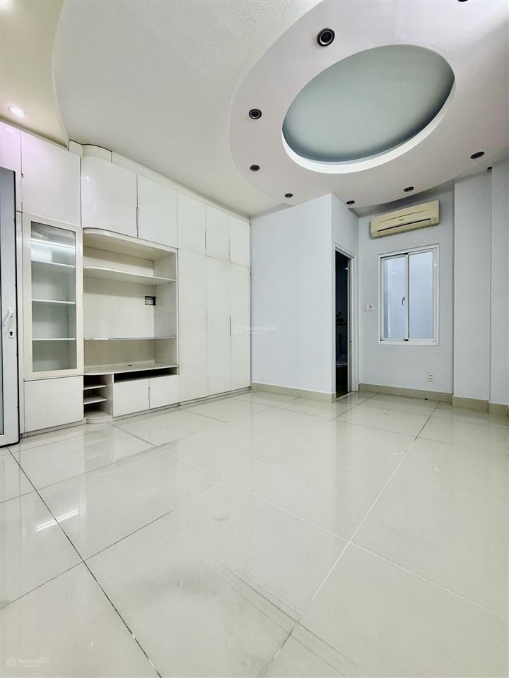 Nhà hxh bàn cờ p3 q3, 4.3x15m, 65m2, 5 tầng, 6pn 5wc