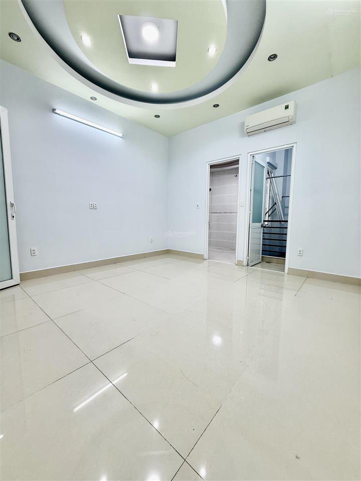 Nhà hxh bàn cờ p3 q3, 4.3x15m, 65m2, 5 tầng, 6pn 5wc