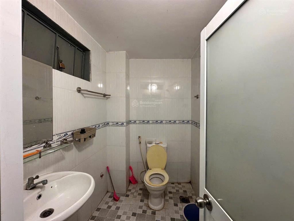 Nhà hxh cmt8 p7, 3.5x12m, 2 lầu sân thượng