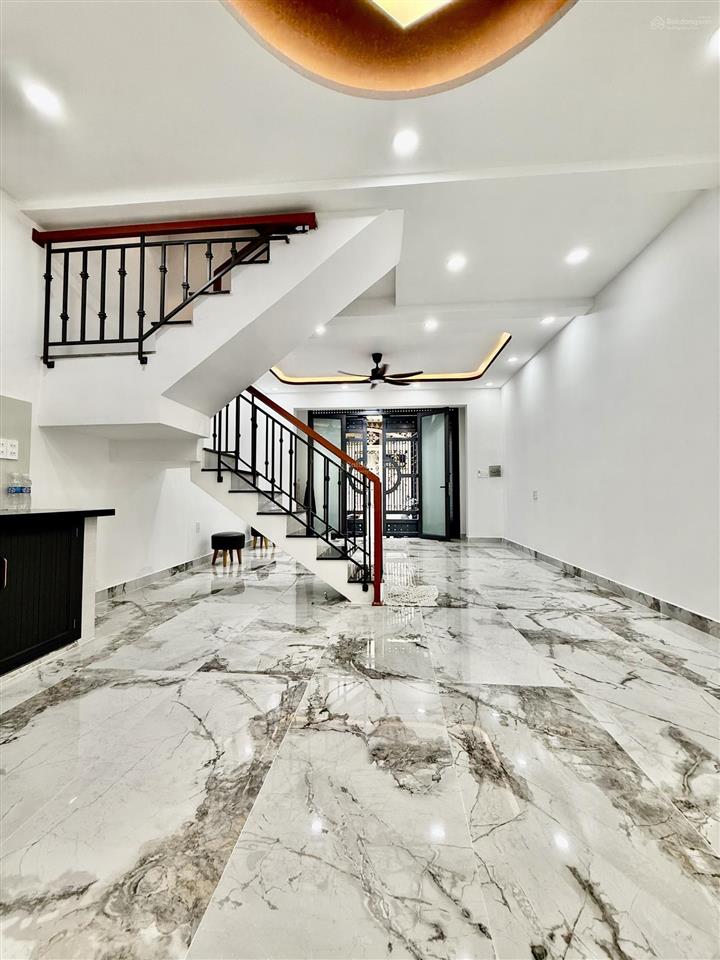 Hẻm thông 3.5m phạm văn hai phường 3 tân bình, 4.6x9m (nở 6m), 2 tầng btct giá 6.45 tỷ tl