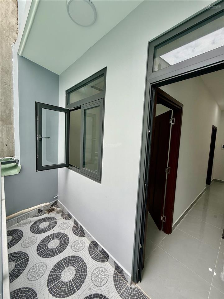 Nhà hxh ni sư huỳnh liên p10, 3x18, nở hậu 4.7m, 55m2, 1 lầu 3 phòng ngủ, 5.49 tỷ tl