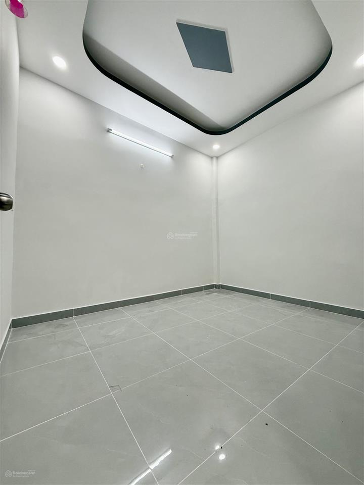 Nhà hxh ni sư huỳnh liên p10, 3x18, nở hậu 4.7m, 55m2, 1 lầu 3 phòng ngủ, 5.49 tỷ tl