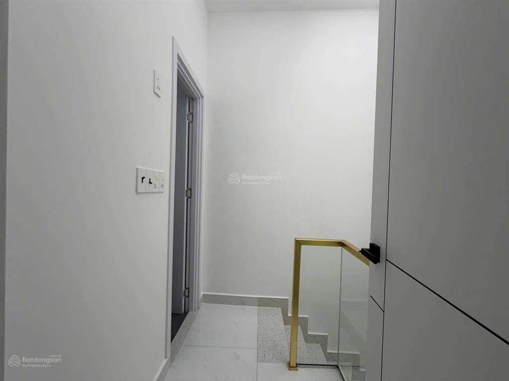 Nhà hẻm hồng lạc p10 tân bình, 3.5x6.5m, 1 lầu, 2pn 2wc 2 máy lạnh giá 8tr