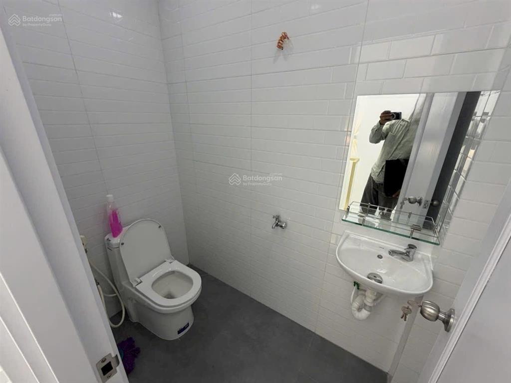 Nhà hẻm hồng lạc p10 tân bình, 3.5x6.5m, 1 lầu, 2pn 2wc 2 máy lạnh giá 8tr