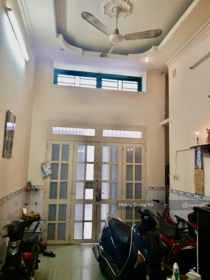 Nhà 107/phạm văn hai, p3, tân sơn hòa, tân bình, 3.5x12m, 3 tầng, 3pn, 4wc, giá 13tr