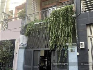 Nhà hxh cmt8 p4 tân bình, 4x17m, 2 tầng, 2pn 2wc giá 14tr
