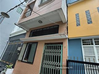 Nhà hẻm 4m đất thánh p6 giáp quận cx bắc hải quận 10, 4x9m, 2 lầu st giá 4,85 tỷ tl