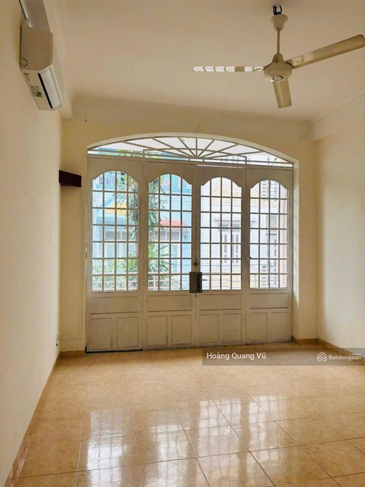 Hxh hoàng hoa thám p12 tân bình, 4x16m, 2 lầu st, 3pn 3wc giá 17tr